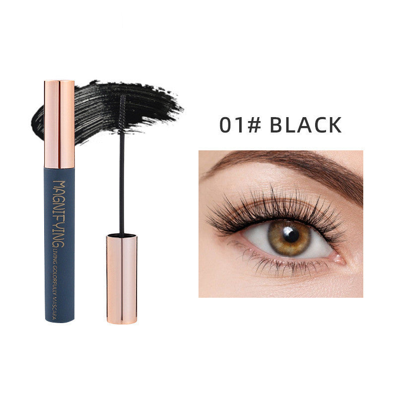 MAGNIFYING Mascara – Long-Lasting, Smudge-Proof with Fine Brush