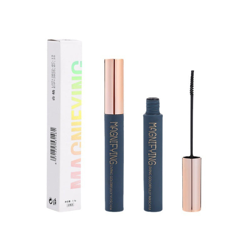 MAGNIFYING Mascara – Long-Lasting, Smudge-Proof with Fine Brush