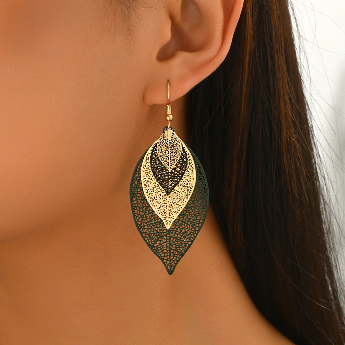 Gold Hollow Leaf Drop Earrings – Elegant Retro Statement Jewellery for Women