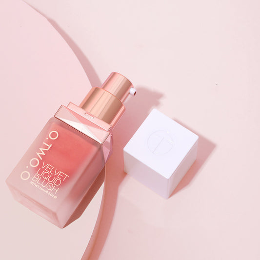 Natural Dazzling Liquid Blush – Long-Lasting Matte, Silky & Delicate Finish